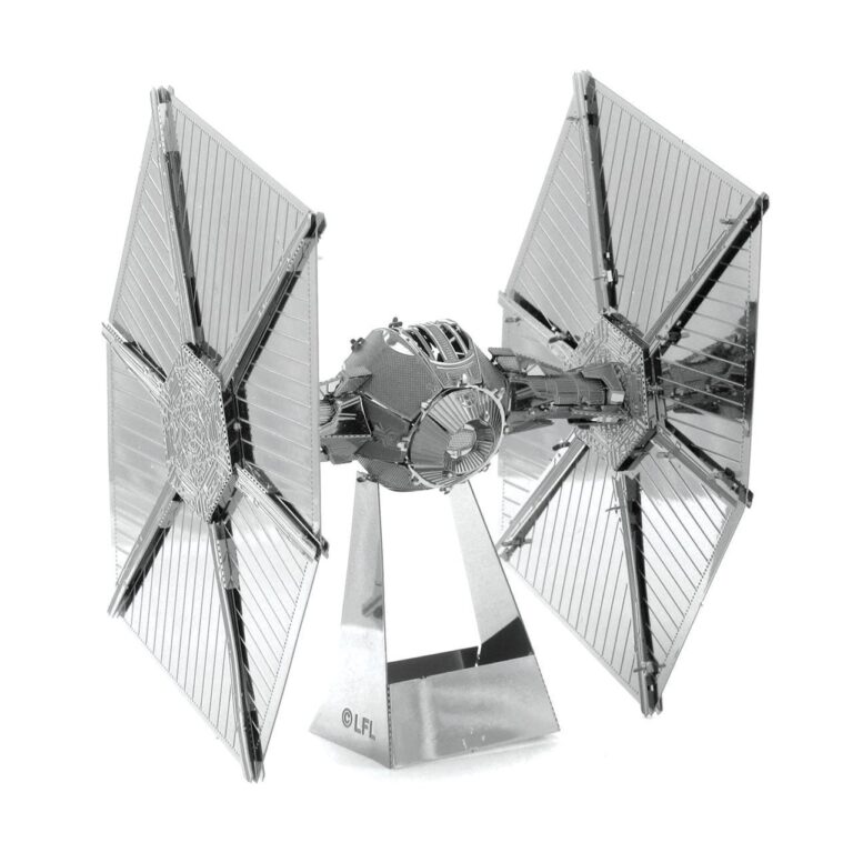 דגם הרכבה מלחמת הכוכבים IMPERIAL TIE FIGHTER הדגם הבנוי, חברת Metal Earth