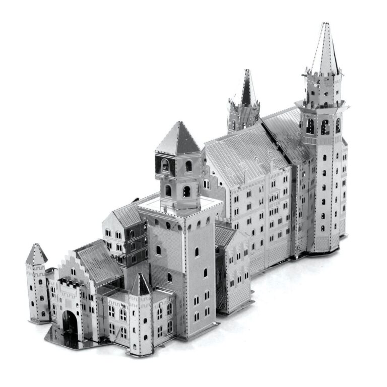 דגם הרכבה טירה ניוקנסטיין NEUSCHWANSTEIN CASTLE אריזת הדגם, חברת Metal Earth